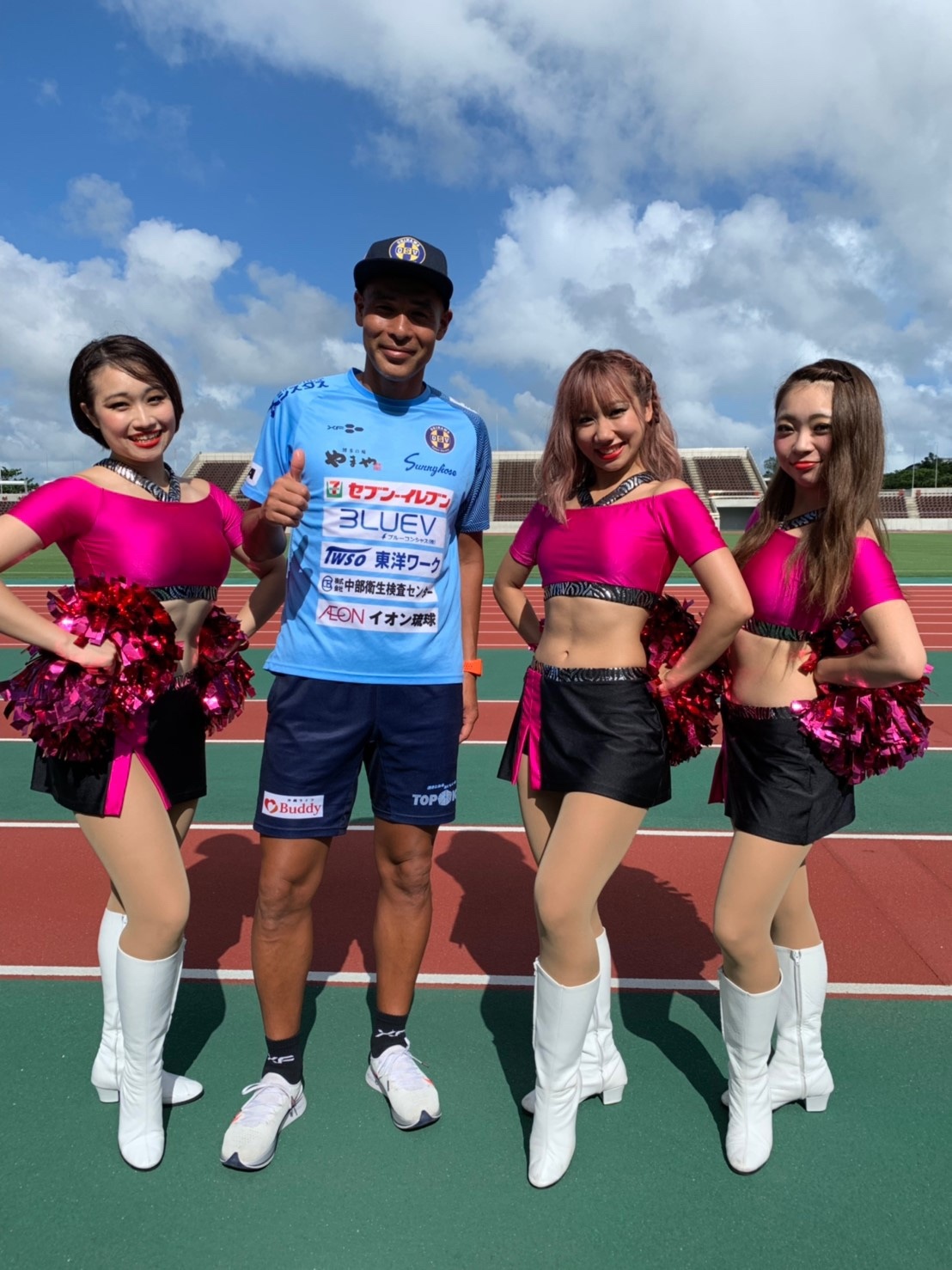 LOICX GIRLS☆ | エンゲート